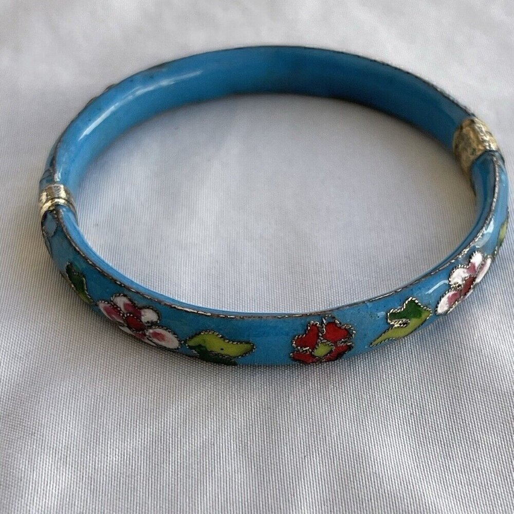 Vintage Cloisonne Women’s bangle Bracelet Light Blue Turquoise color floral 7.5”